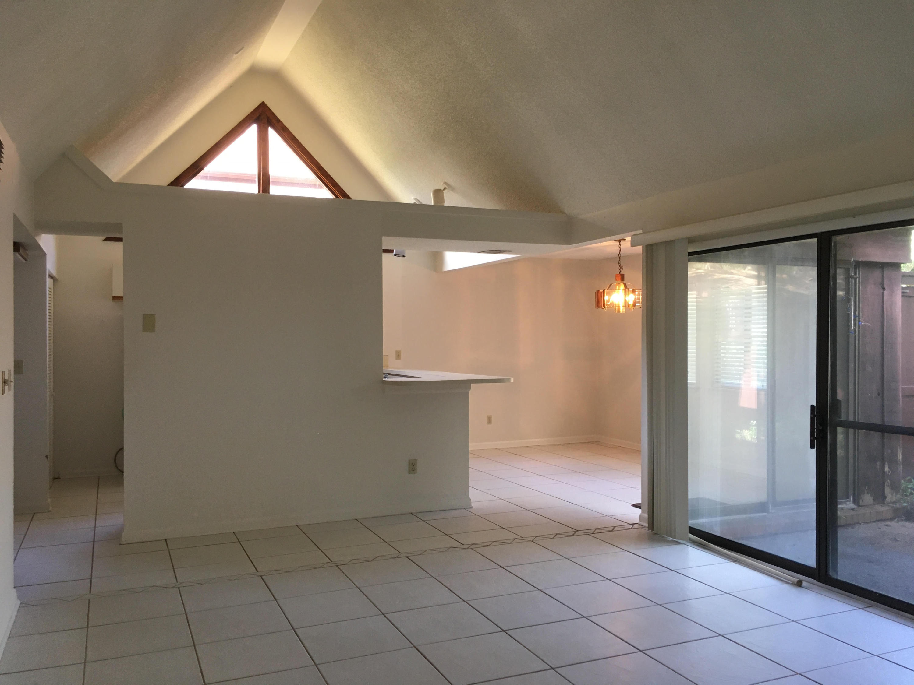 MOSSEY COVE T/H PH 2 - Residential