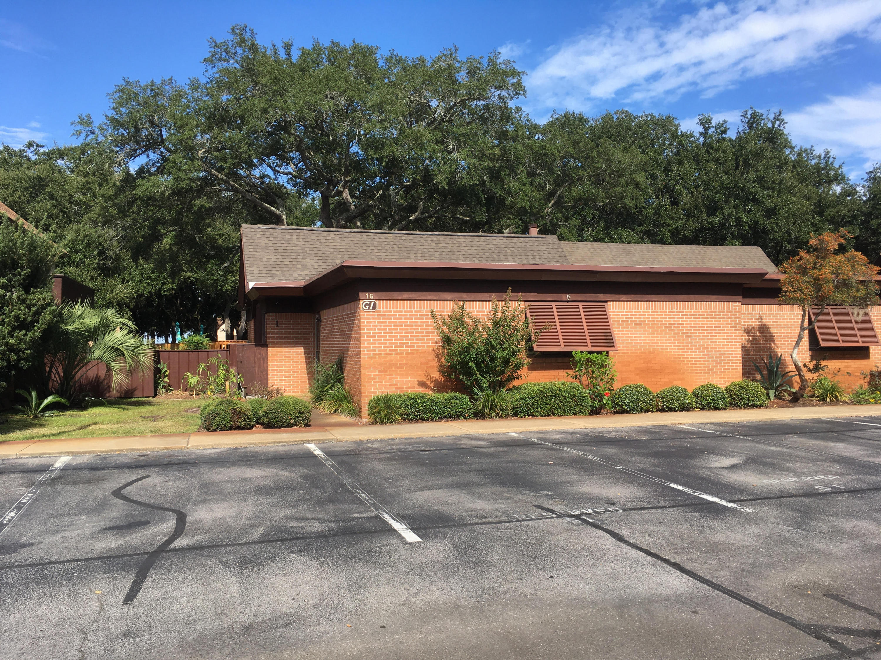 MOSSEY COVE T/H PH 2 - Residential