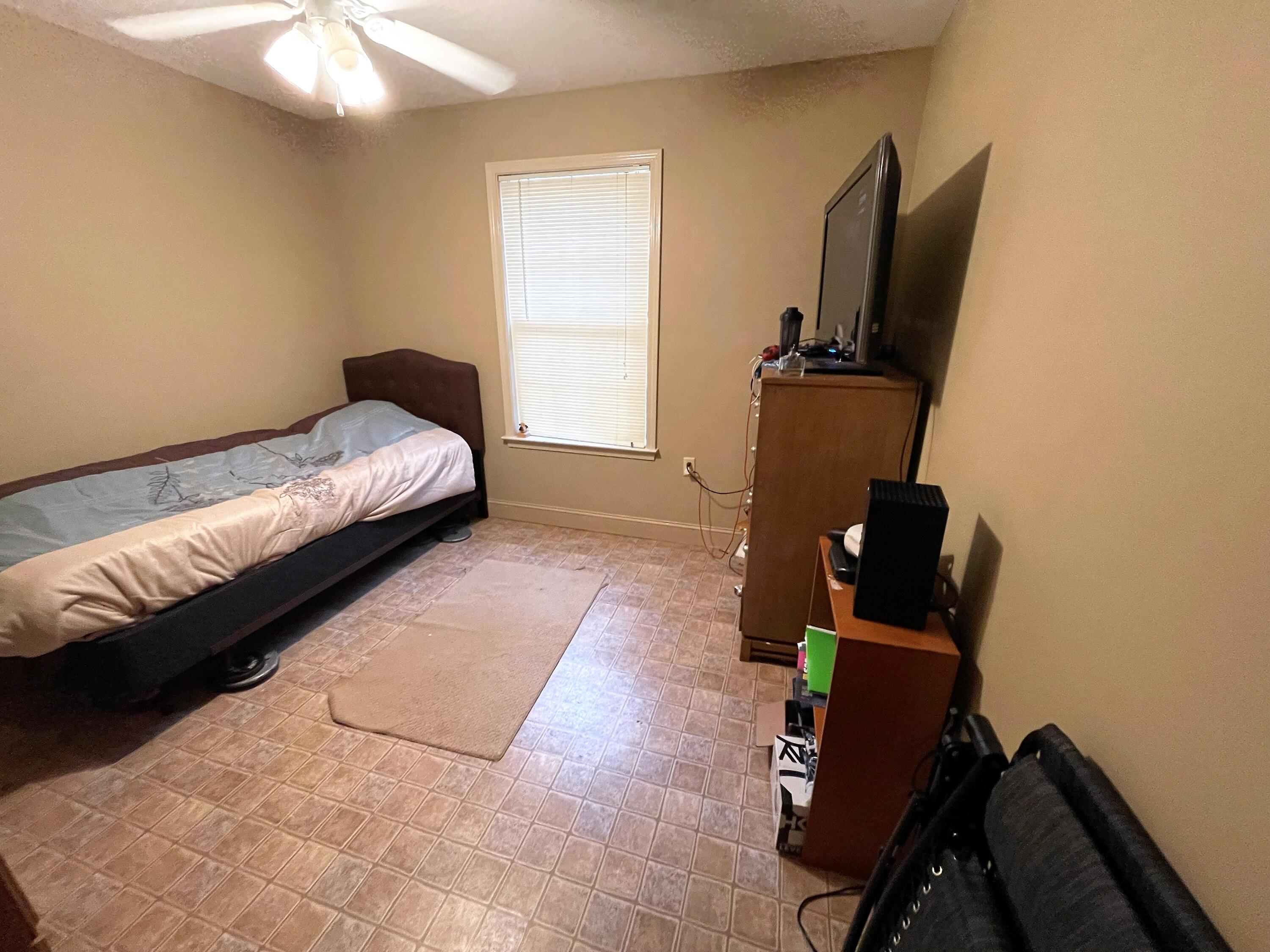 SO RANG 24 (242000.00) - Residential