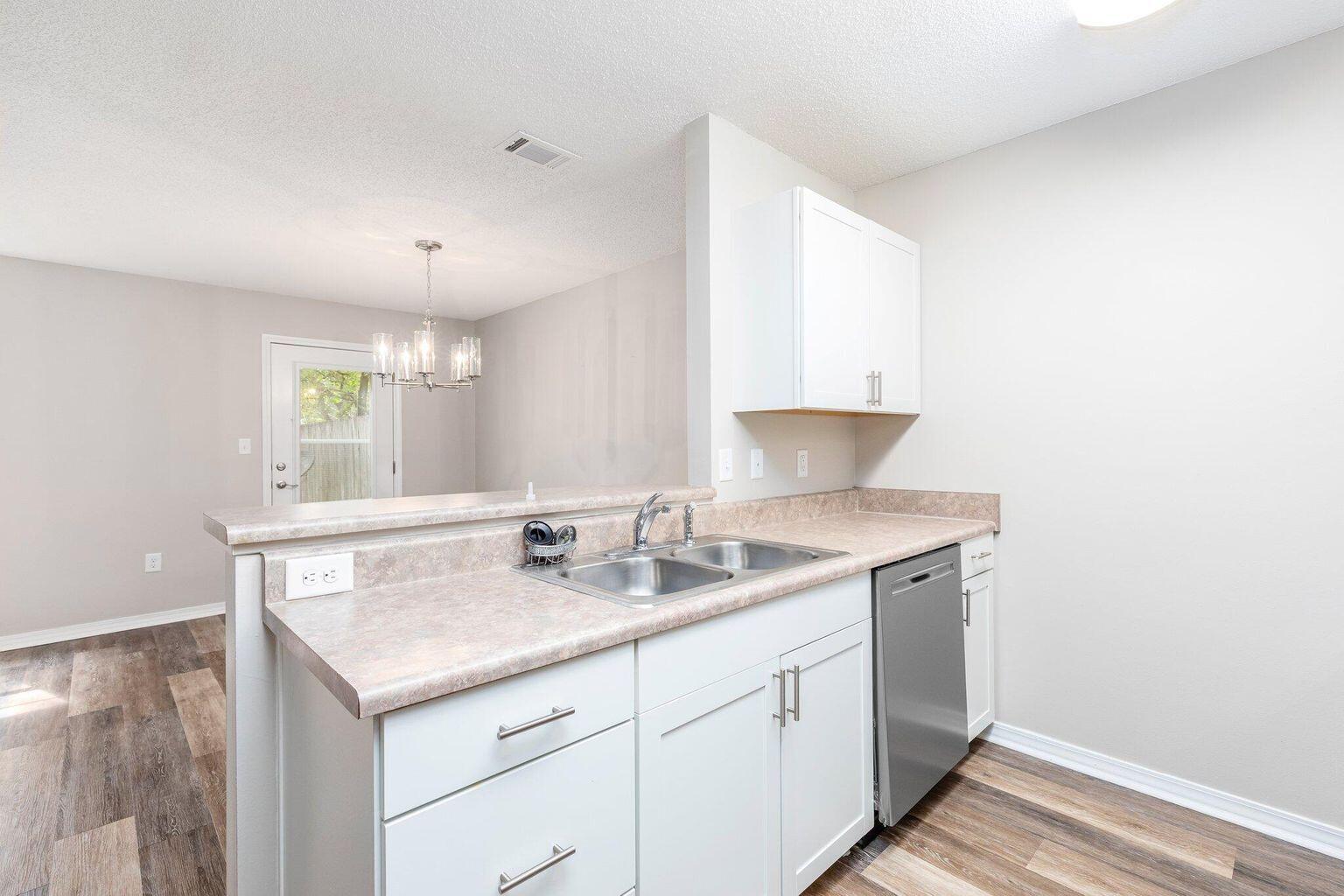 WATREE GARDENS - Residential Lease