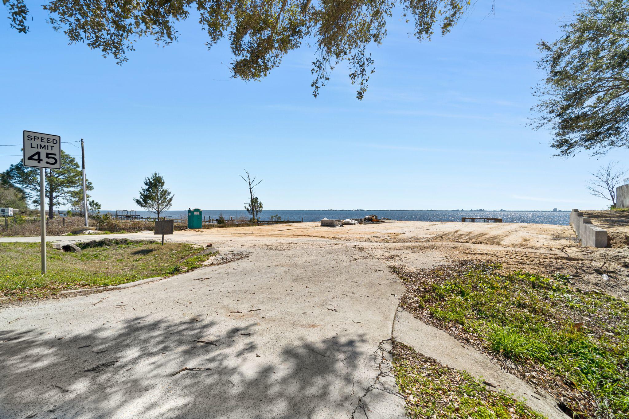 CHICKASAW S/D - Land