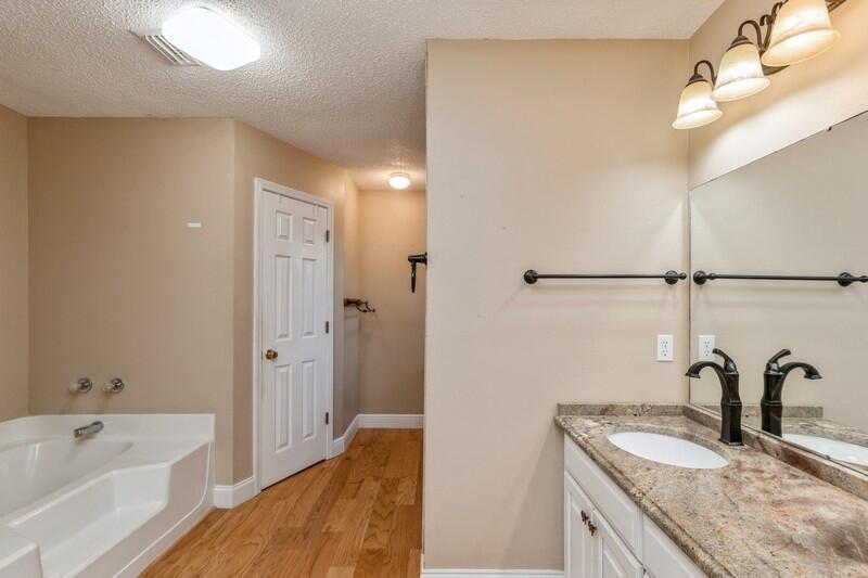 RAINTREE ESTATES - Residential