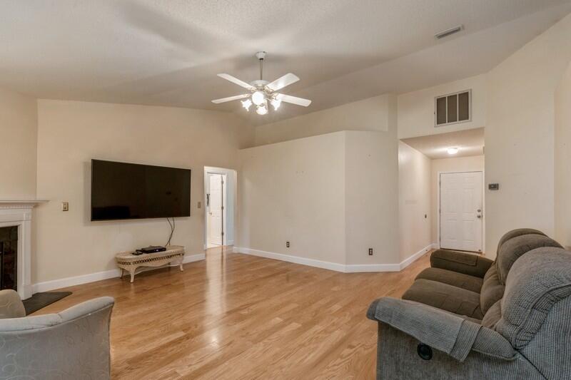 RAINTREE ESTATES - Residential
