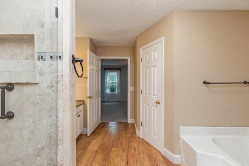 RAINTREE ESTATES - Residential