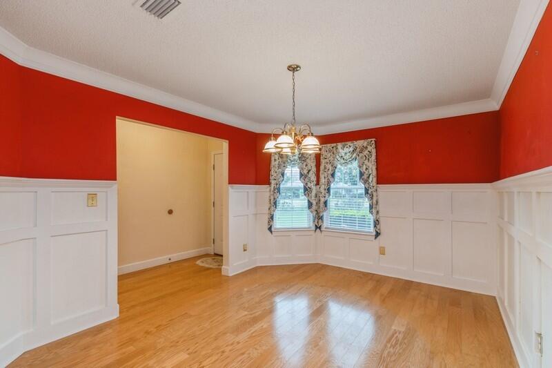 RAINTREE ESTATES - Residential
