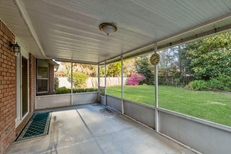 RAINTREE ESTATES - Residential