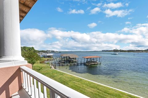 A home in Fort Walton Beach