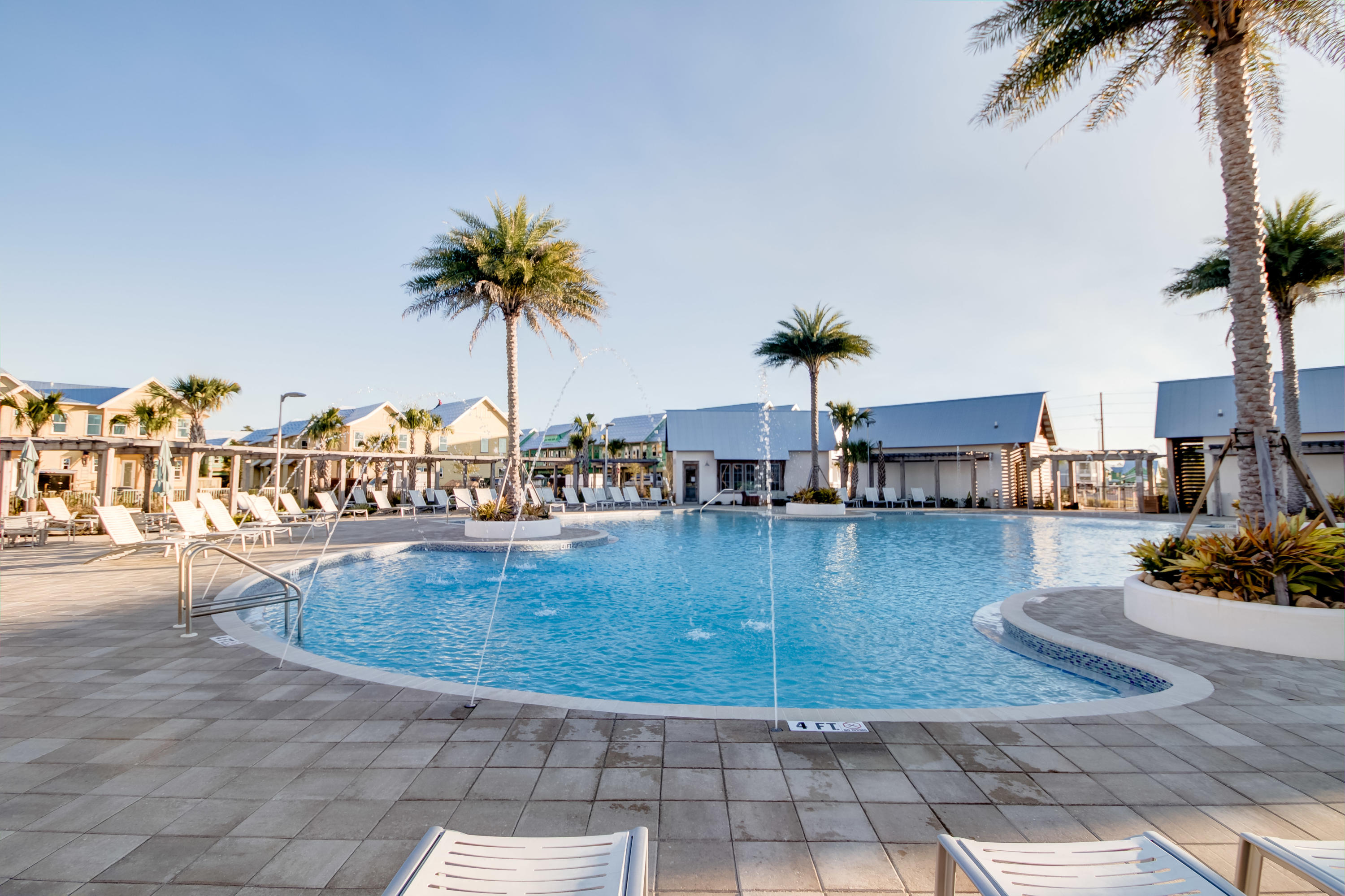 PROMINENCE/TRIPLEX - Residential