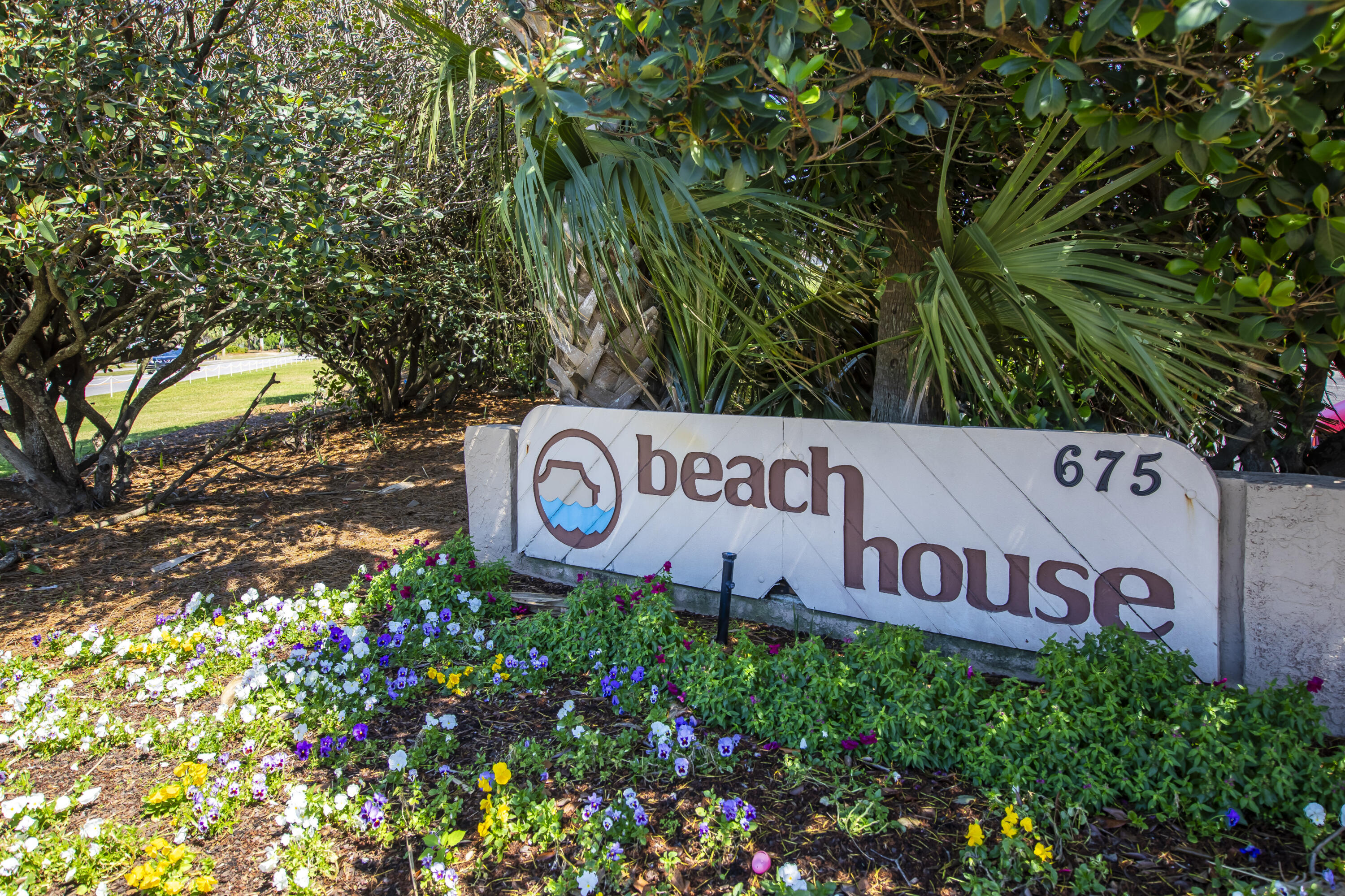 BEACH HOUSE CONDO PH 2 - Residential