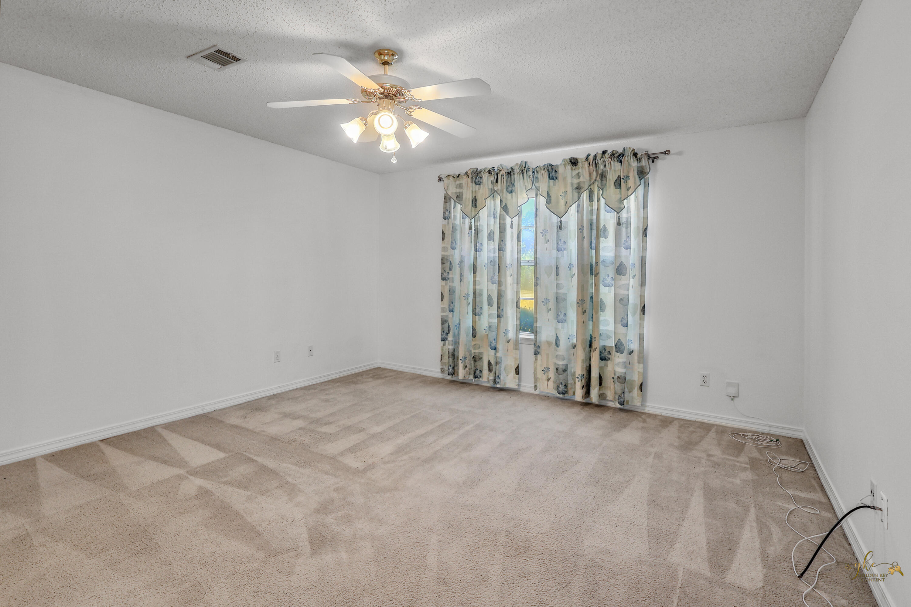 SANDY BEACH ESTATES - Residential