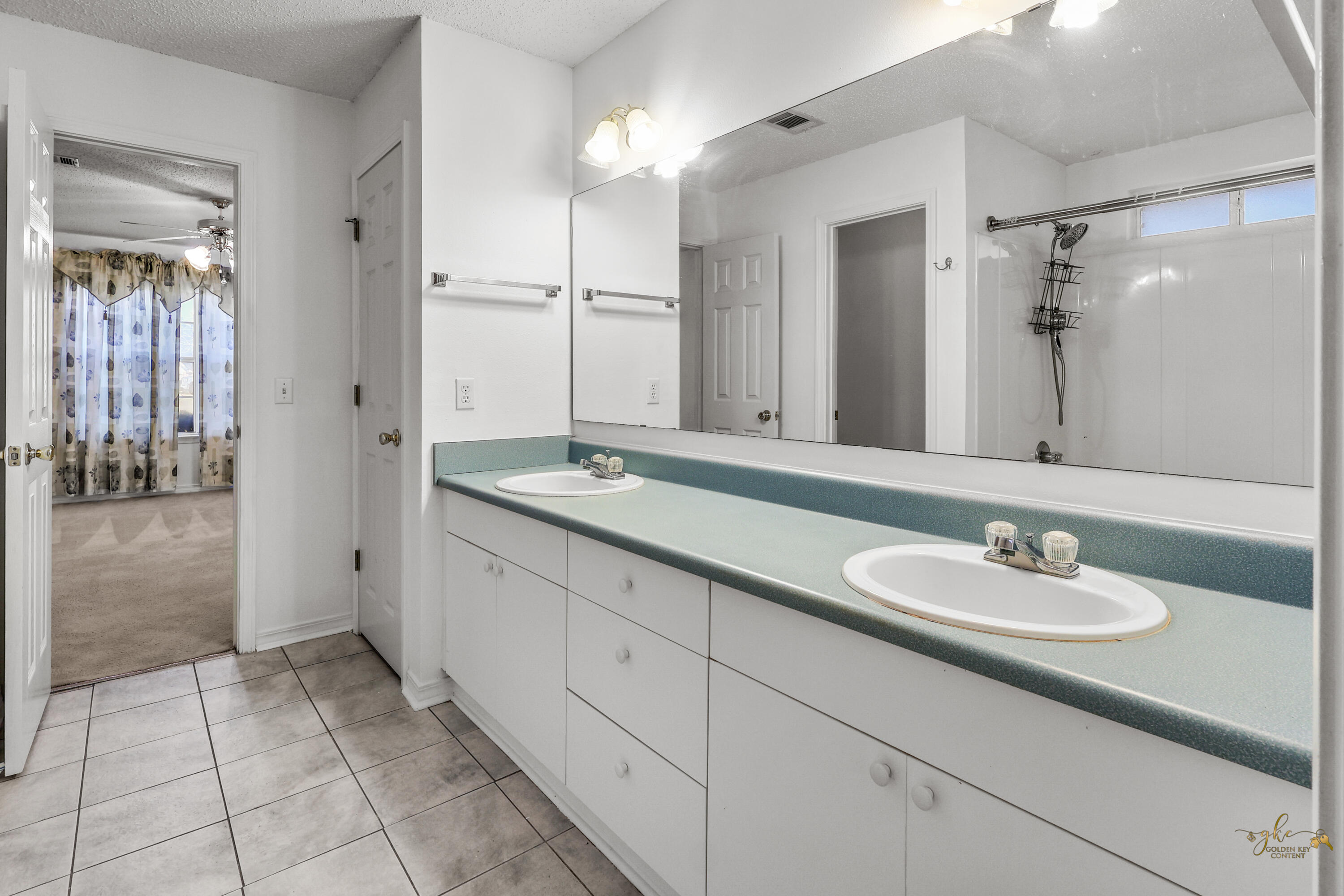 SANDY BEACH ESTATES - Residential