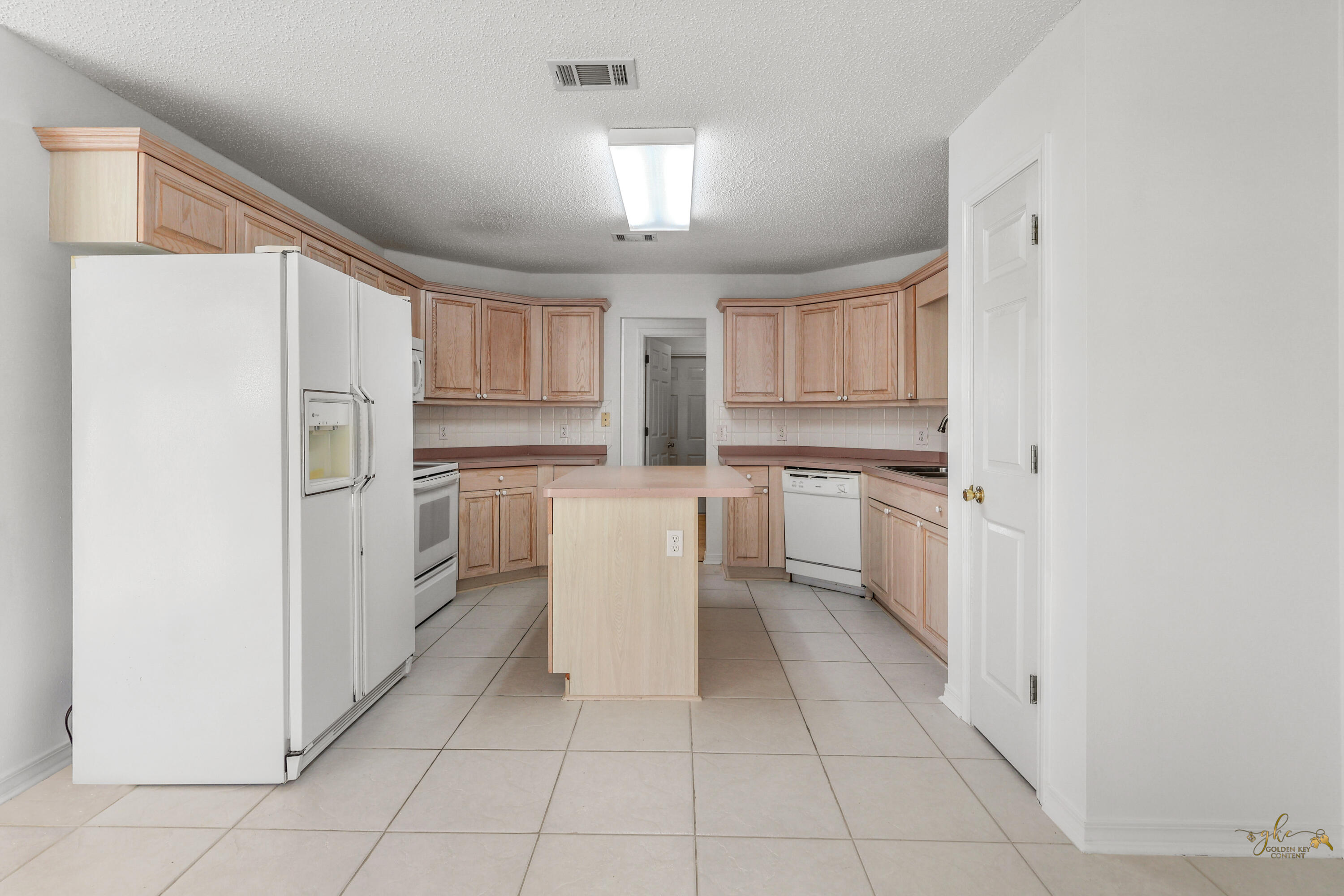 SANDY BEACH ESTATES - Residential