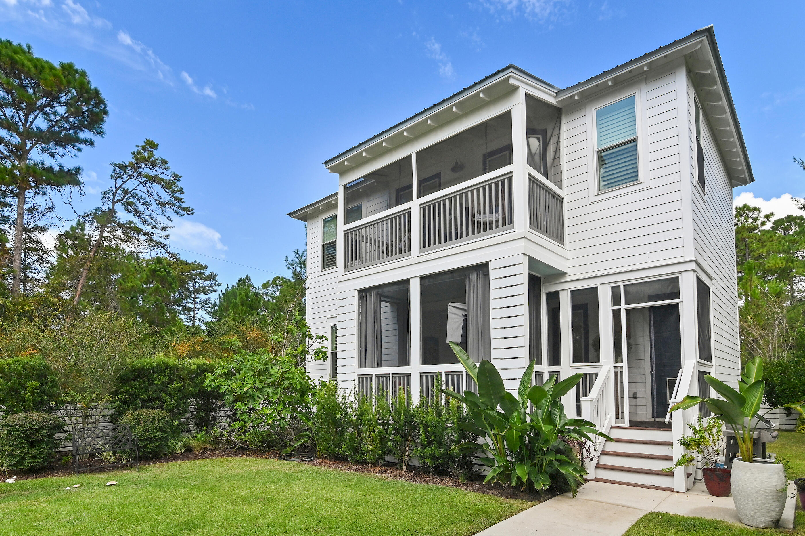 GRAYTON BAYOU - Residential