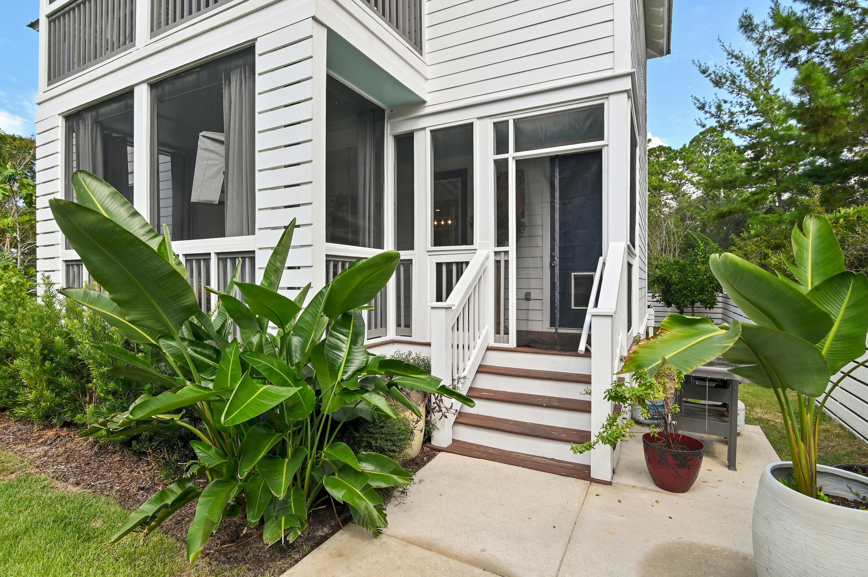 GRAYTON BAYOU - Residential