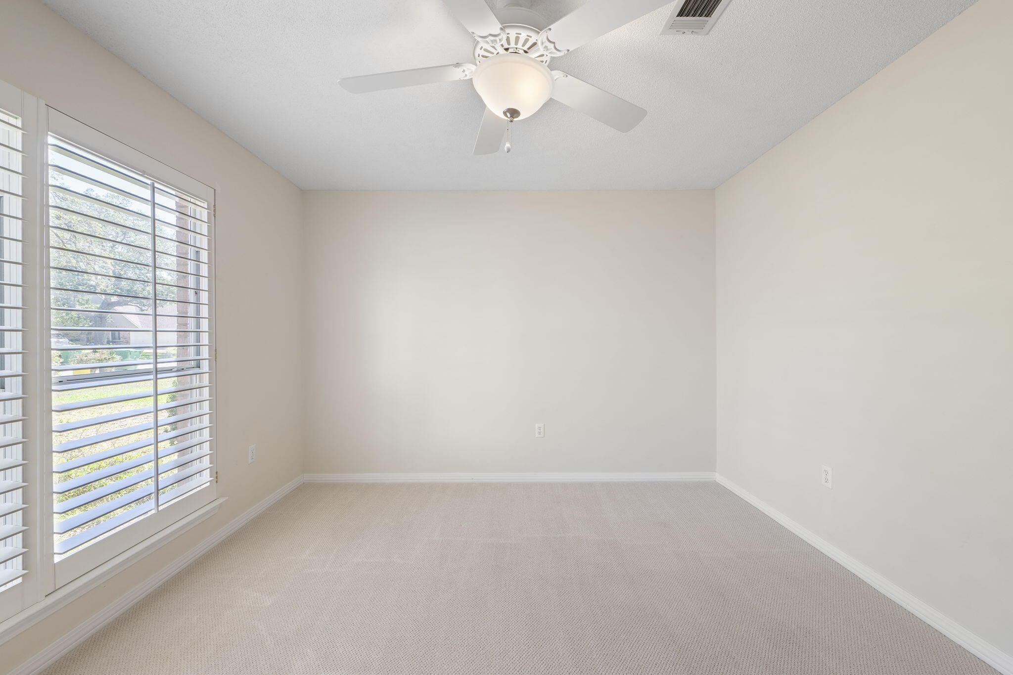 SHALIMAR POINTE S/D - Residential