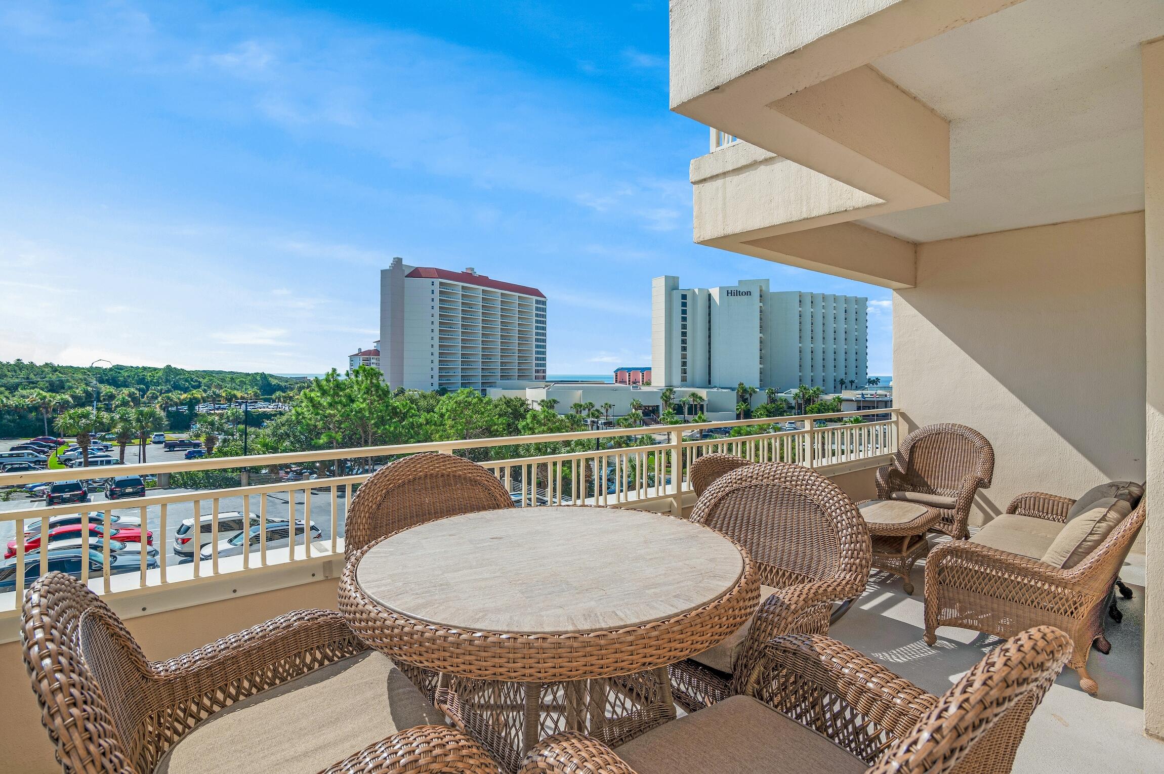 LUAU II - Residential