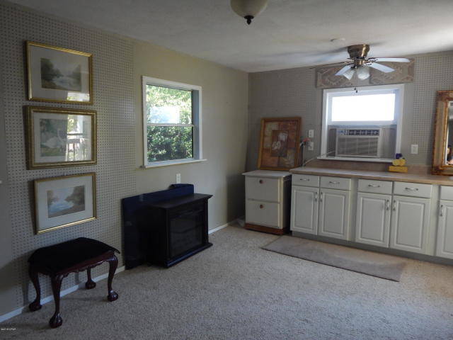 ASHMORE PLACE - Residential