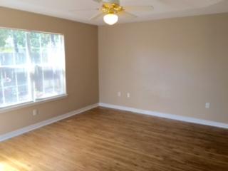 ROANOKE VILLAGE S/D - Residential Lease