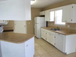 ROANOKE VILLAGE S/D - Residential Lease