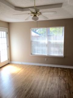 ROANOKE VILLAGE S/D - Residential Lease