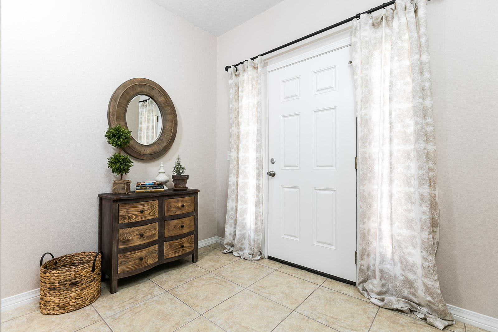 SAVANNAH HEIGHTS - Residential