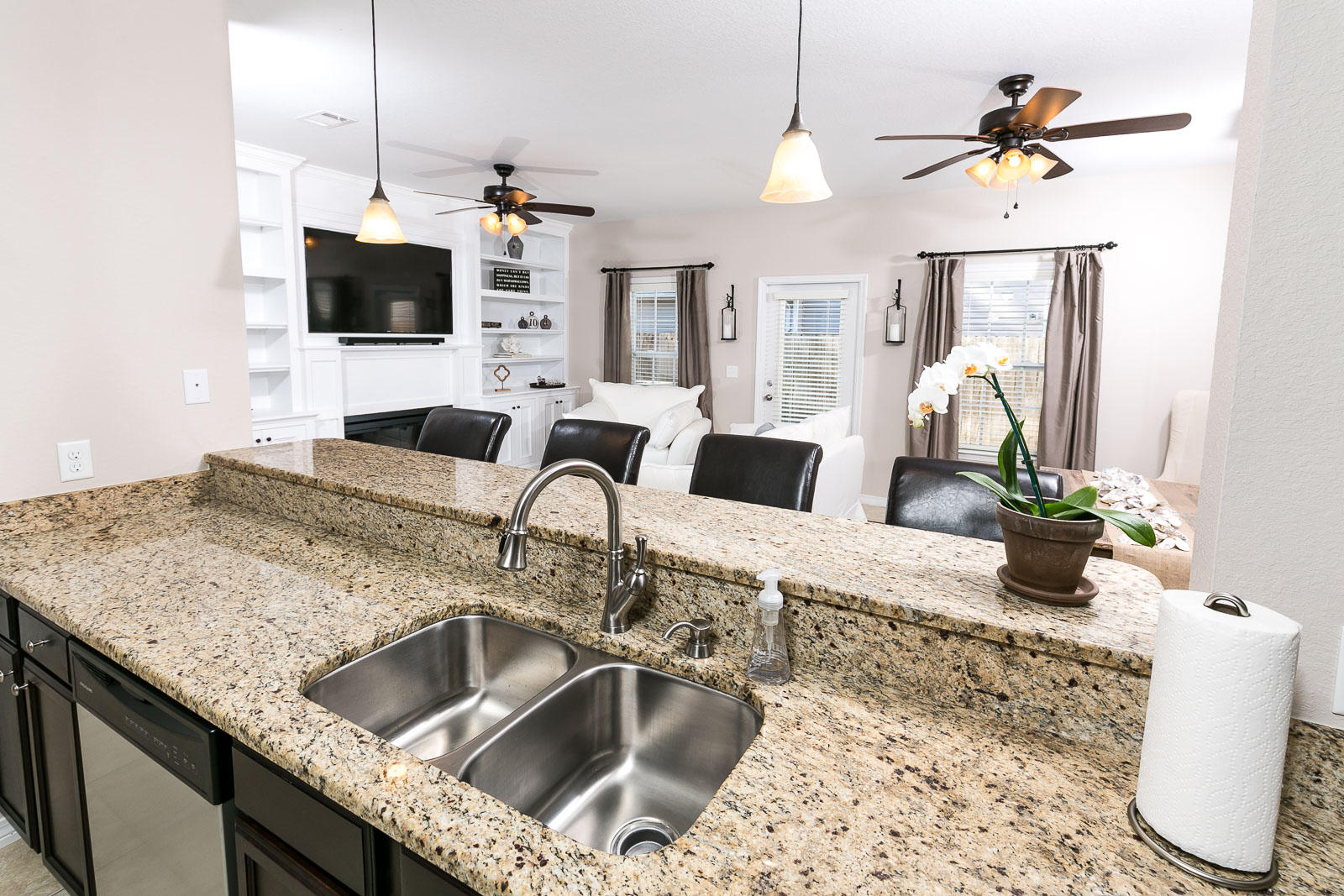 SAVANNAH HEIGHTS - Residential