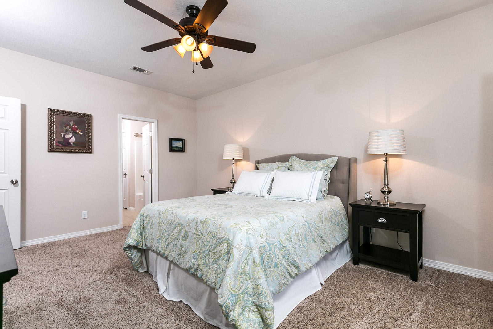 SAVANNAH HEIGHTS - Residential