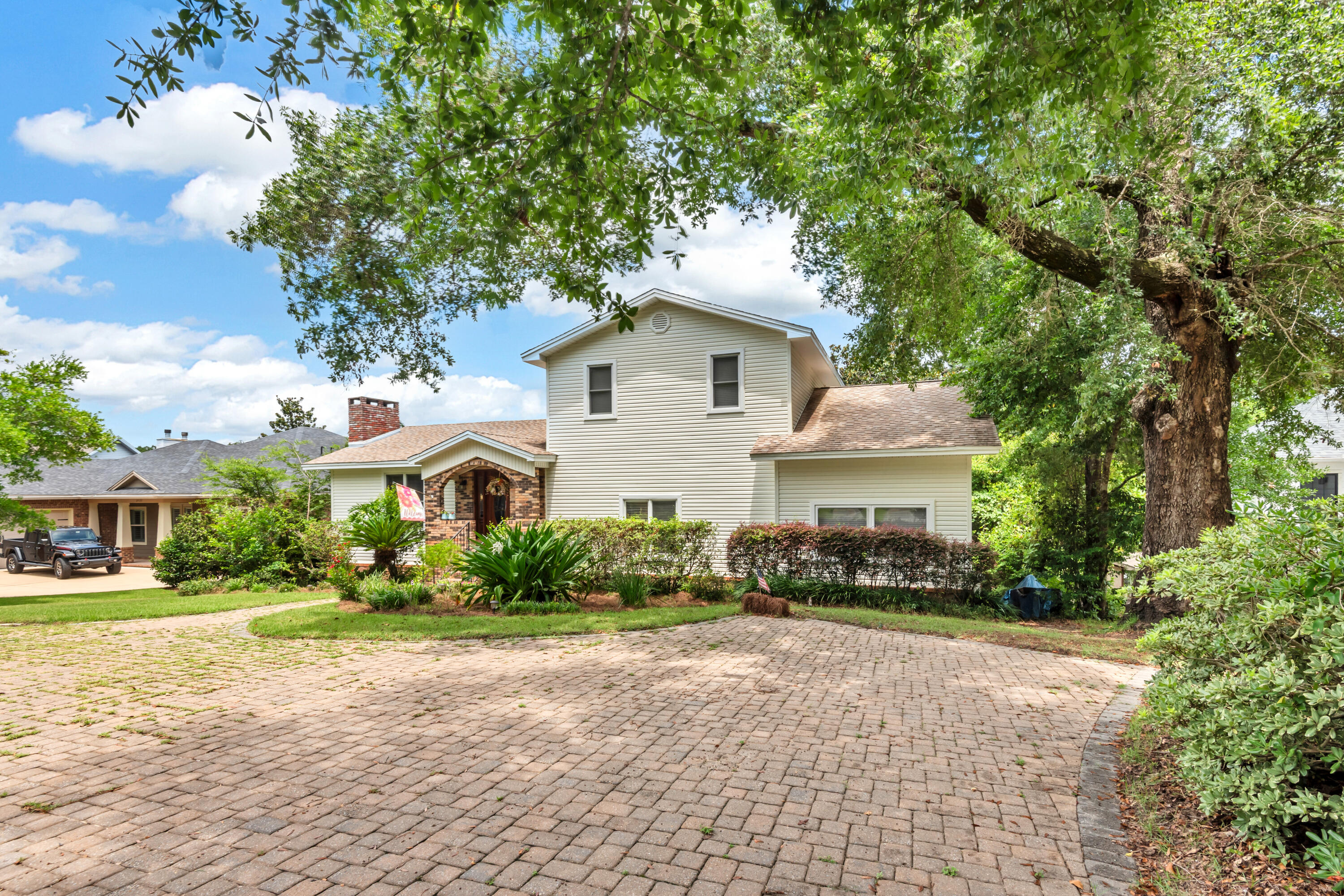 2435 Duncan Drive