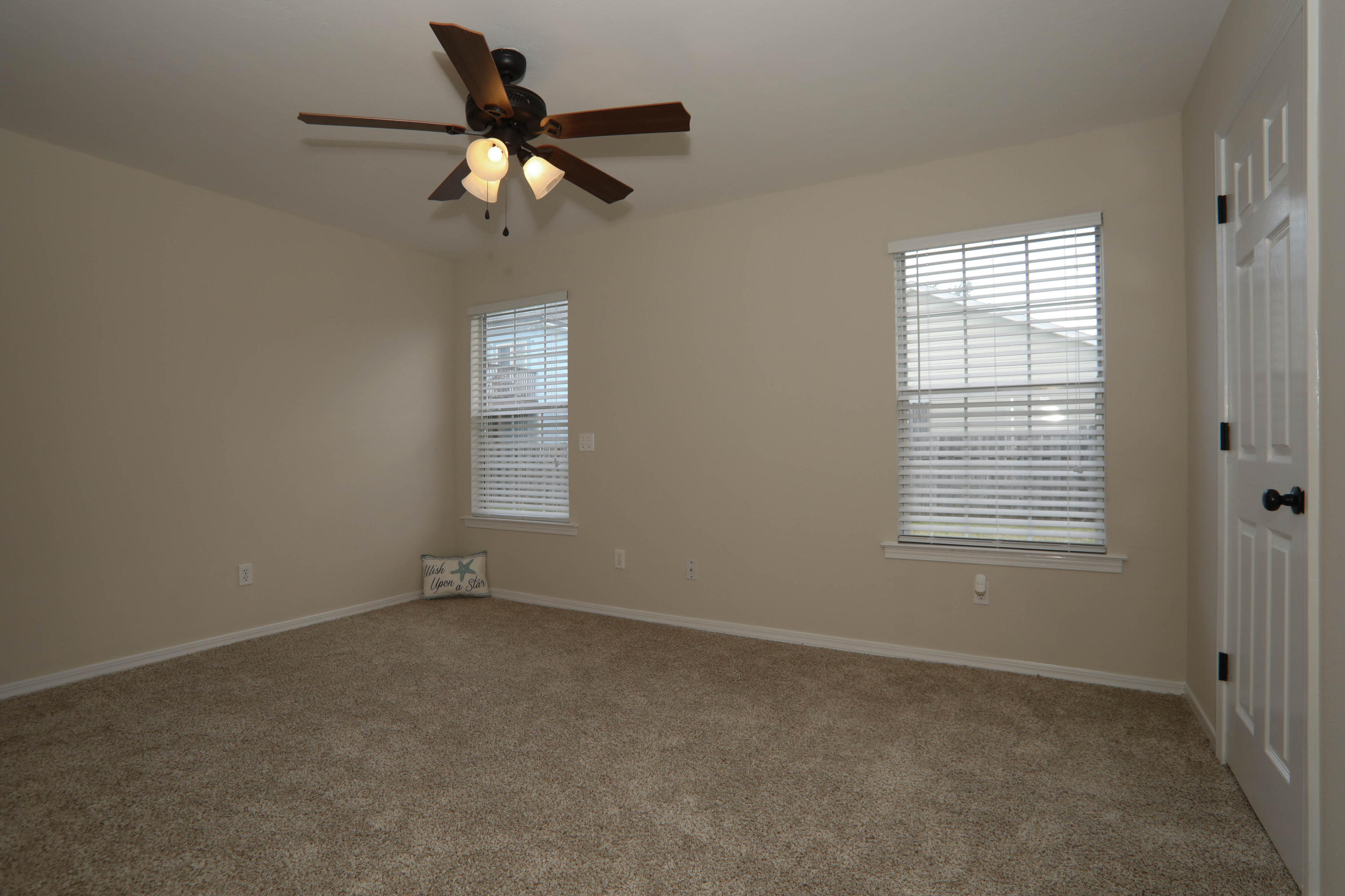 RIVERSIDE LANDING - Residential