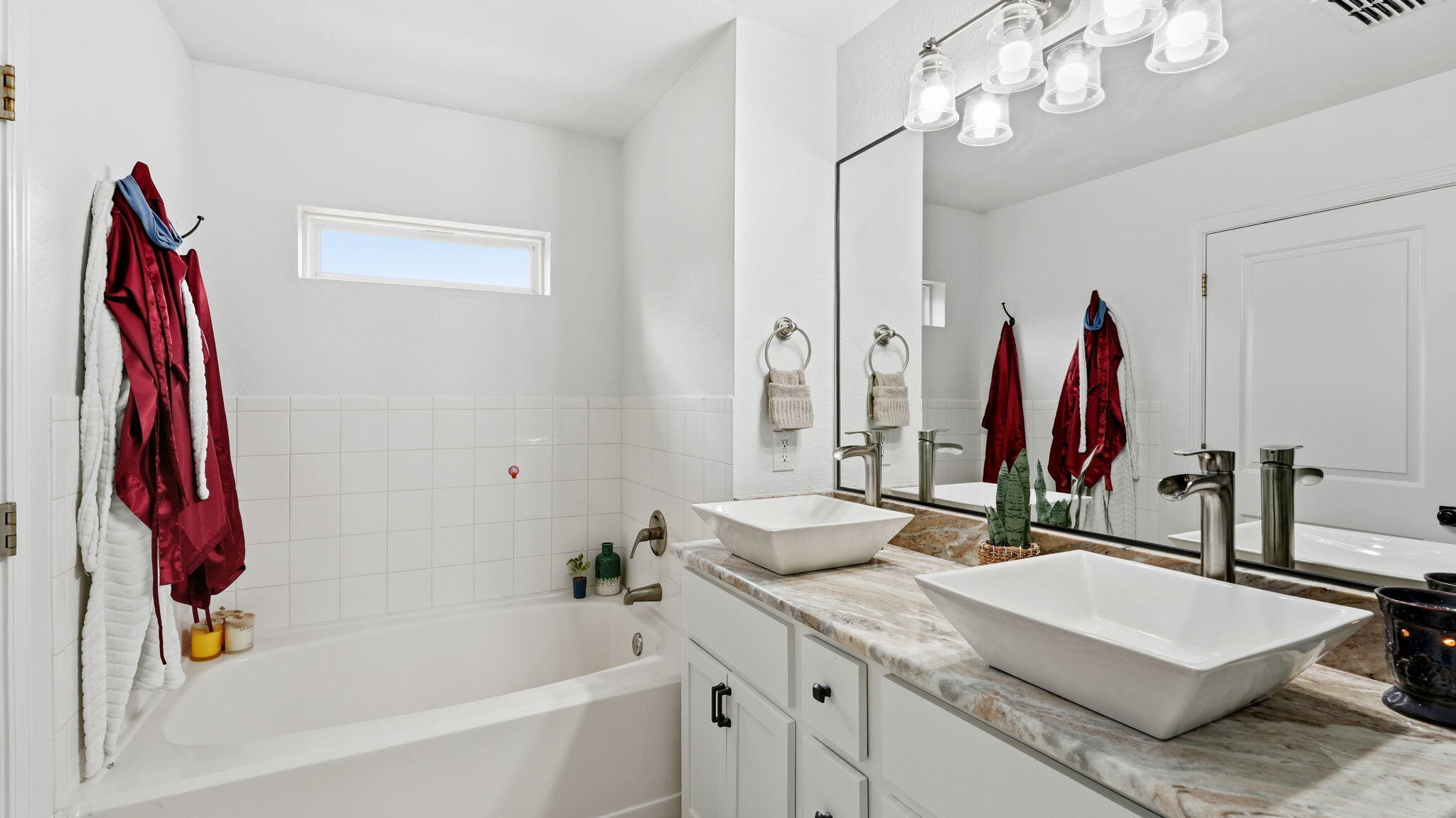 VERANDAS OF FREEPORT - Residential