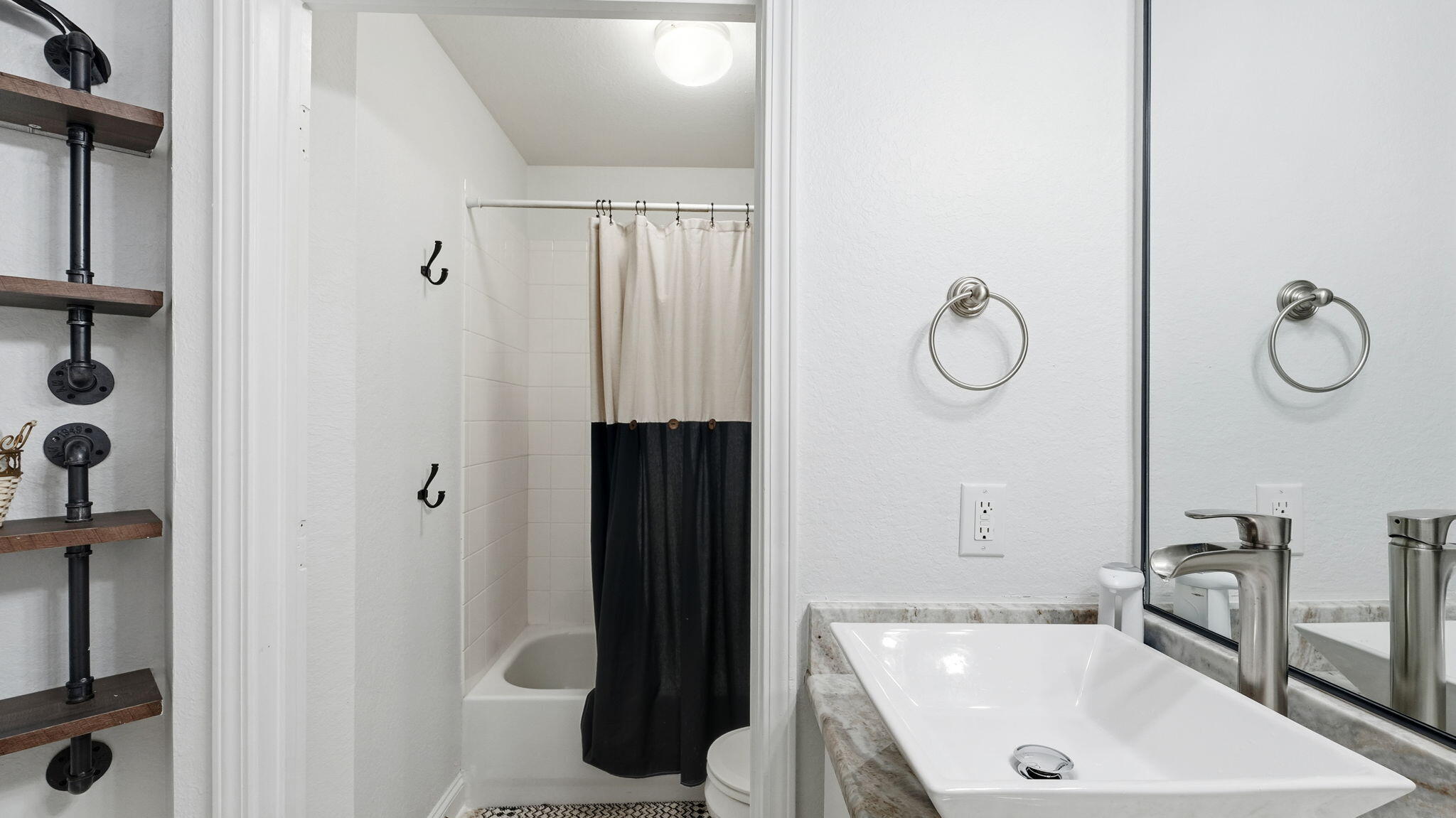 VERANDAS OF FREEPORT - Residential