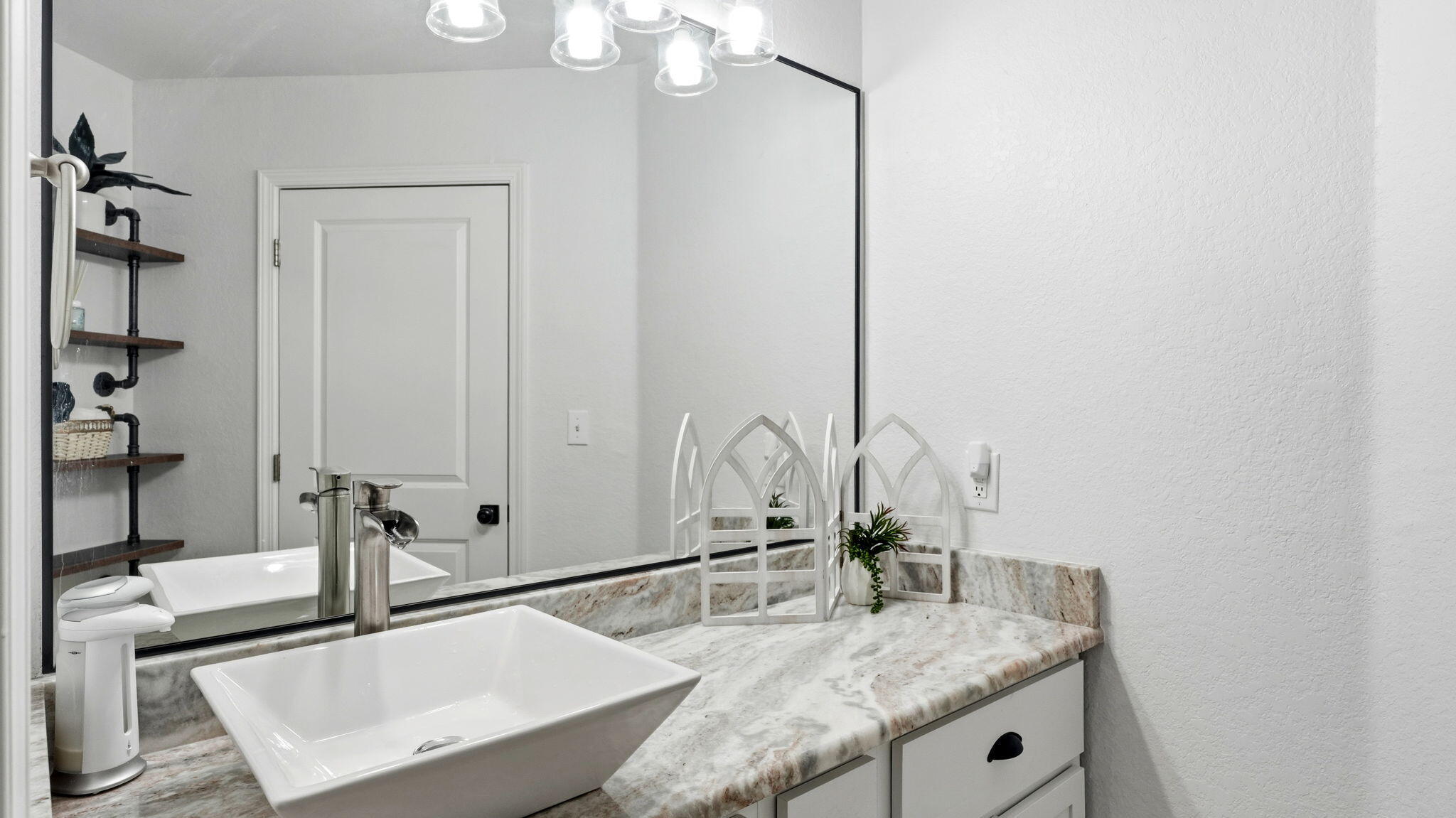 VERANDAS OF FREEPORT - Residential