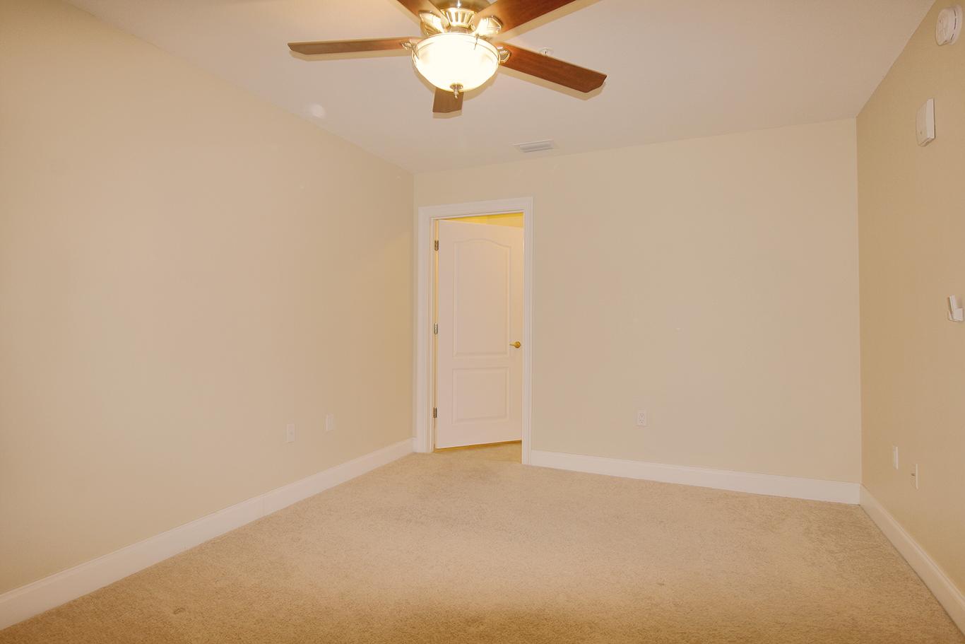 PRESIDIO YACHT CLUB - Residential