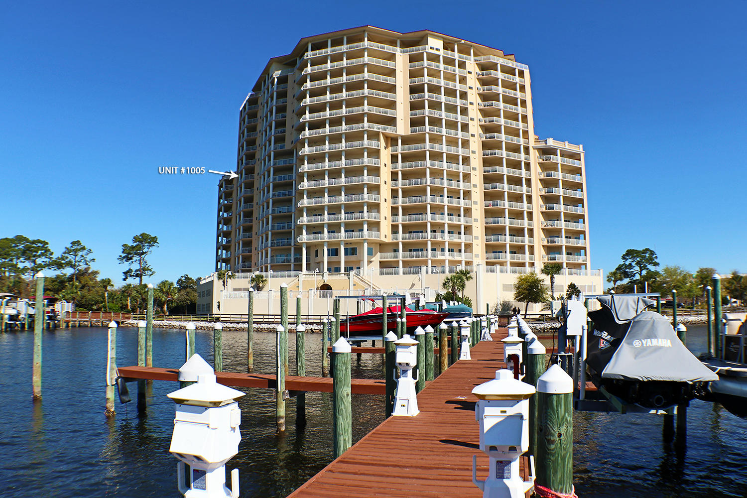 PRESIDIO YACHT CLUB - Residential
