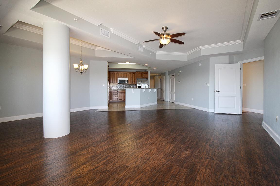 PRESIDIO YACHT CLUB - Residential