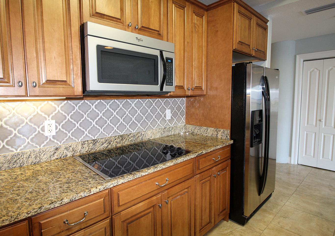 PRESIDIO YACHT CLUB - Residential