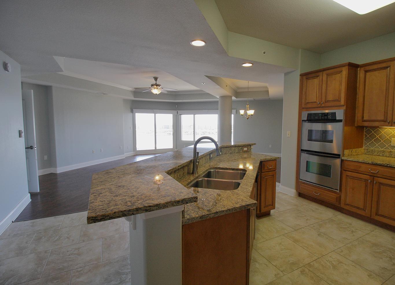 PRESIDIO YACHT CLUB - Residential