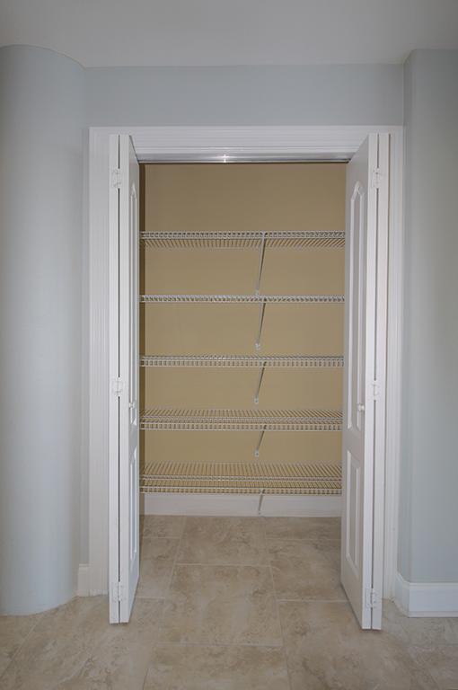 PRESIDIO YACHT CLUB - Residential