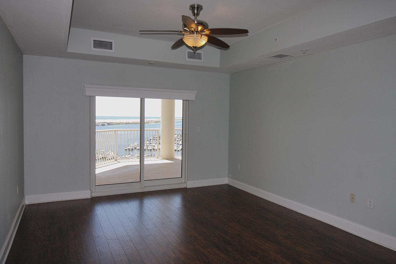 PRESIDIO YACHT CLUB - Residential