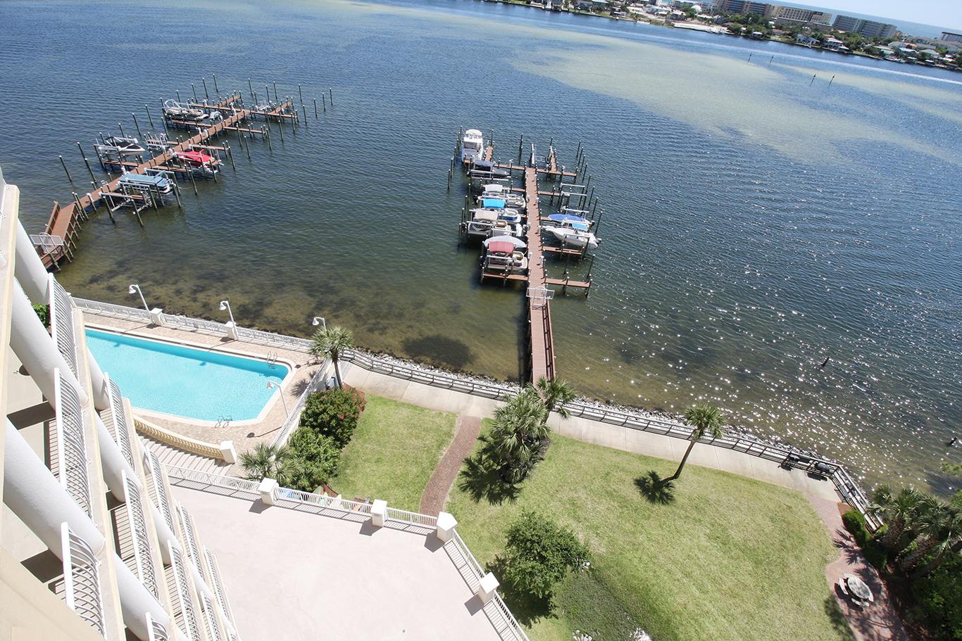PRESIDIO YACHT CLUB - Residential