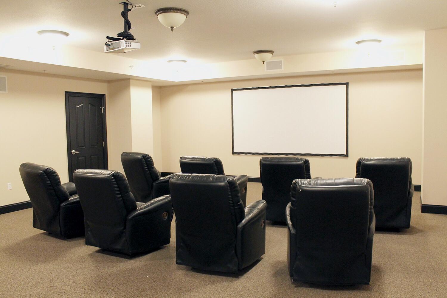 PRESIDIO YACHT CLUB - Residential