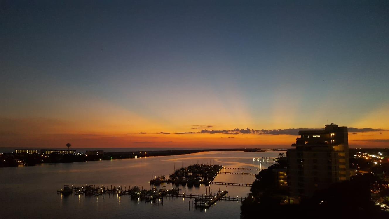 PRESIDIO YACHT CLUB - Residential