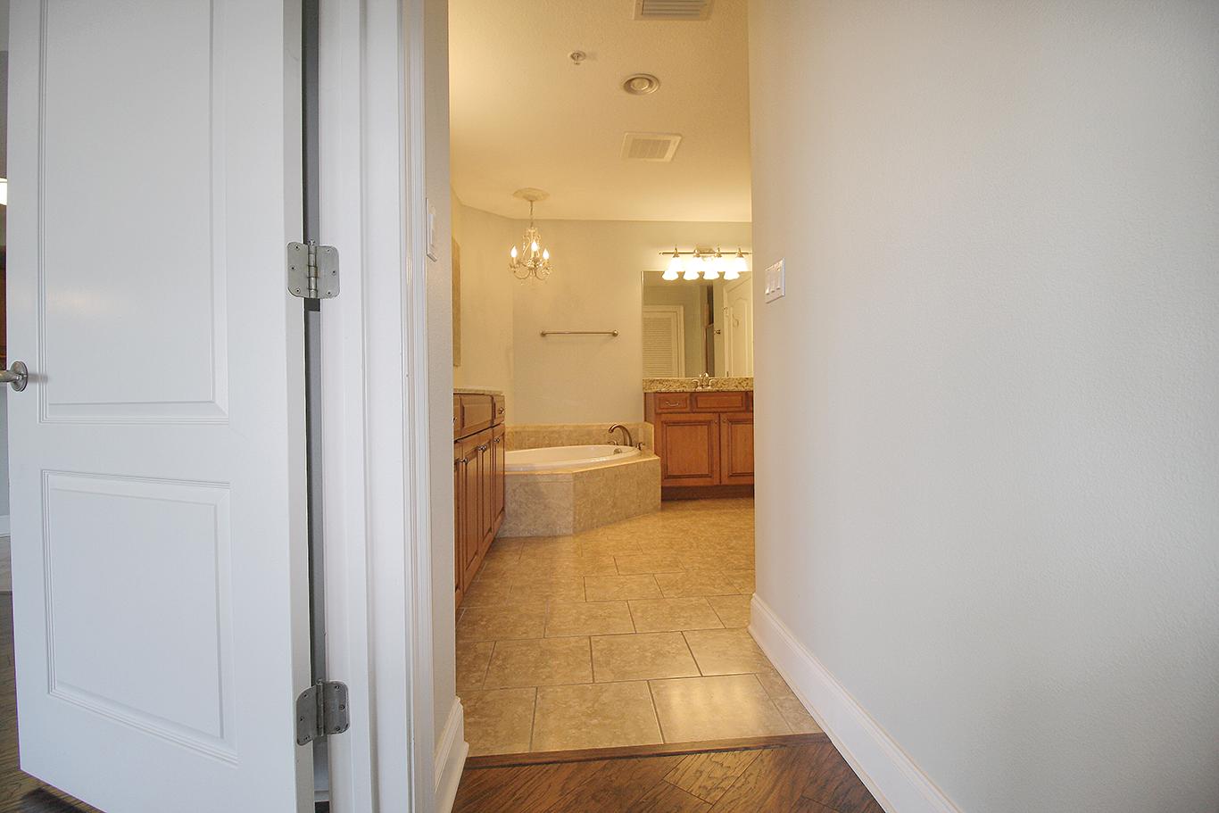 PRESIDIO YACHT CLUB - Residential