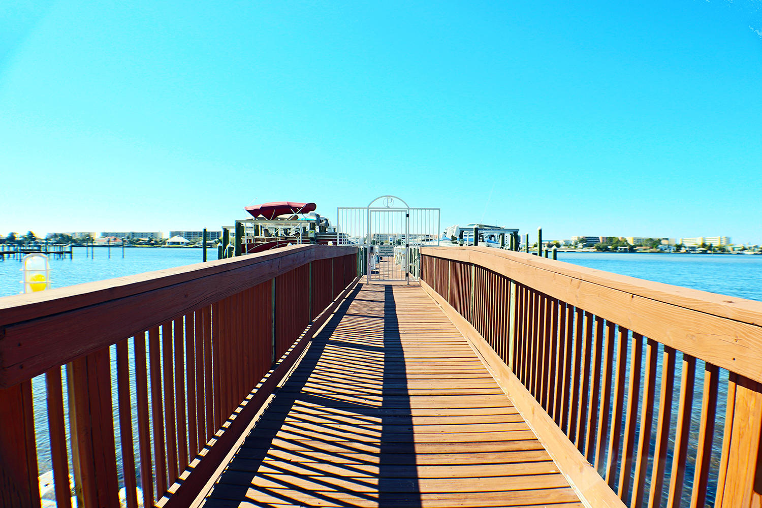 PRESIDIO YACHT CLUB - Residential