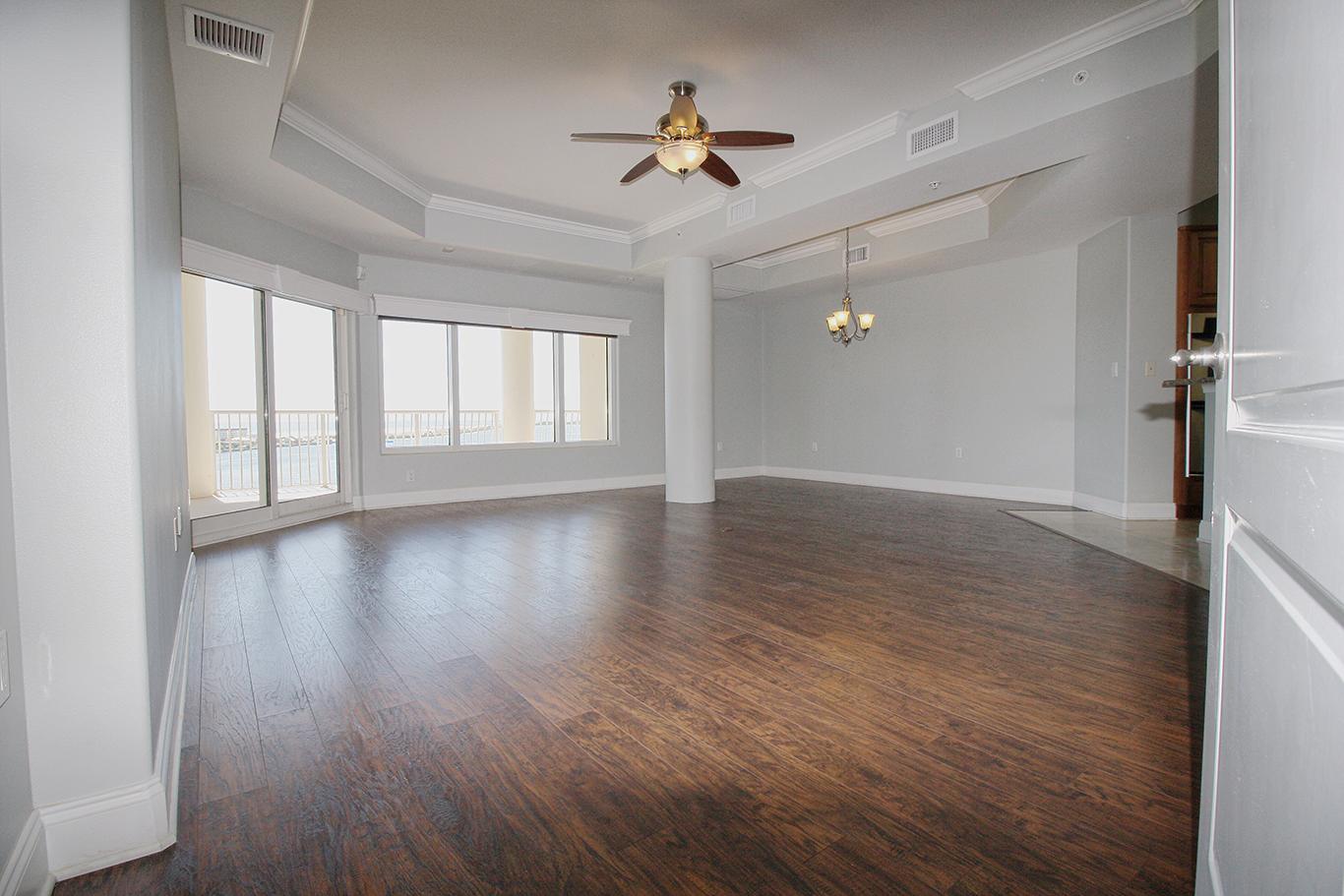 PRESIDIO YACHT CLUB - Residential