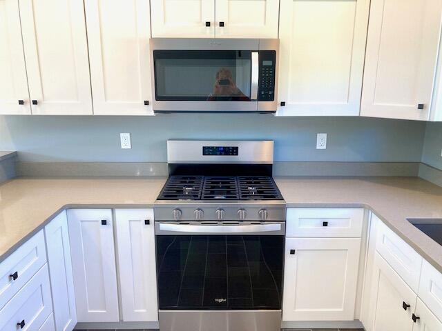 OAKWOOD HILLS UNIT 3 - Residential