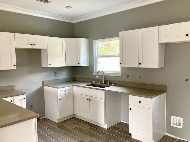 OAKWOOD HILLS UNIT 3 - Residential