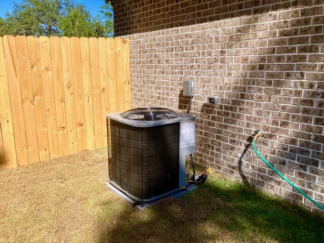 OAKWOOD HILLS UNIT 3 - Residential