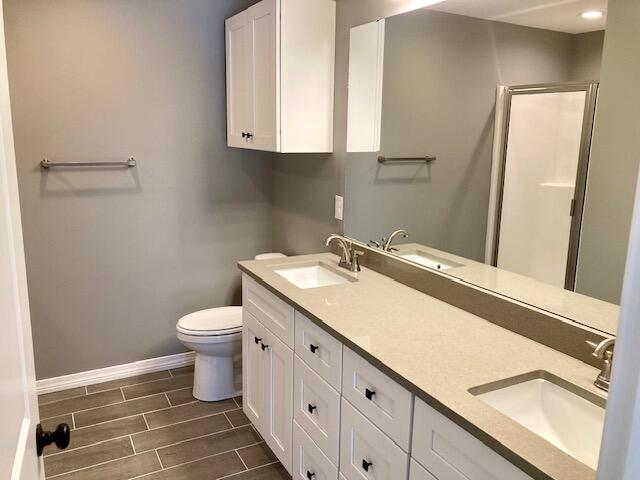 OAKWOOD HILLS UNIT 3 - Residential