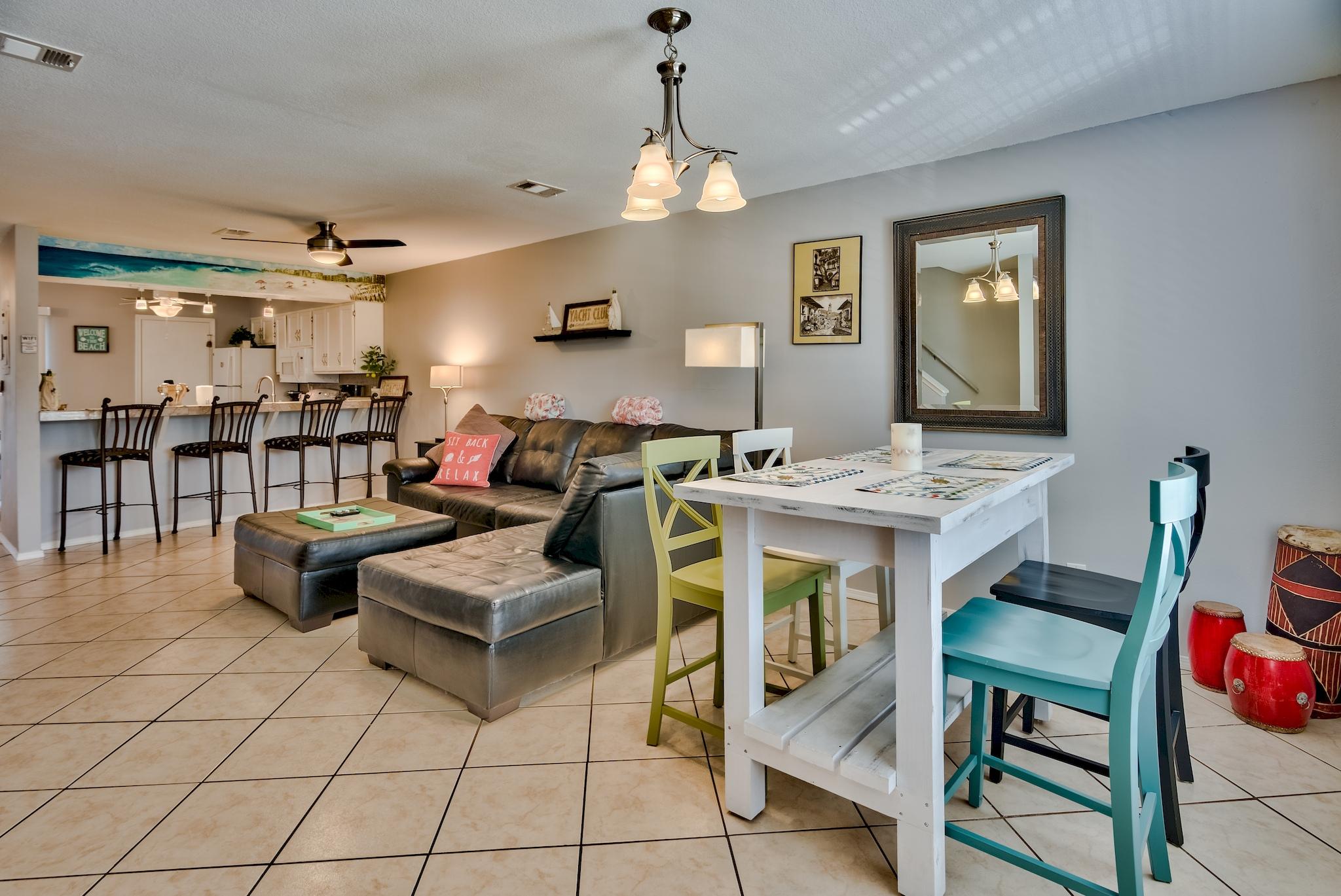 SANDPRINTS CONDO - Residential